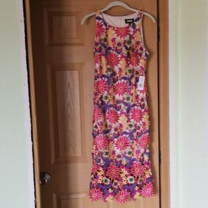 Alexia Admor floral embroidered dresd